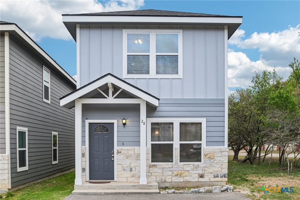 Photo of 28 Deer Ridge Road, Wimberley, TX 78676 (MLS # 613347)