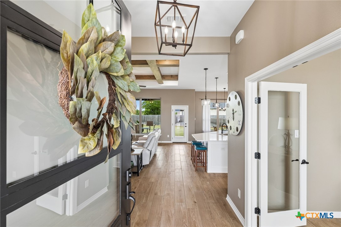 812 Eagle Claw Cove