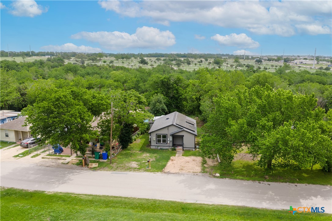 Photo 1 of 20 — 604 Burkett St, Taylor, TX 76574