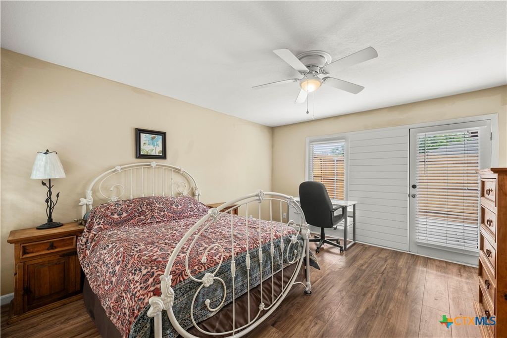 Photo of 4020 River Oaks Circle, Temple, TX 76504 (MLS # 610700)