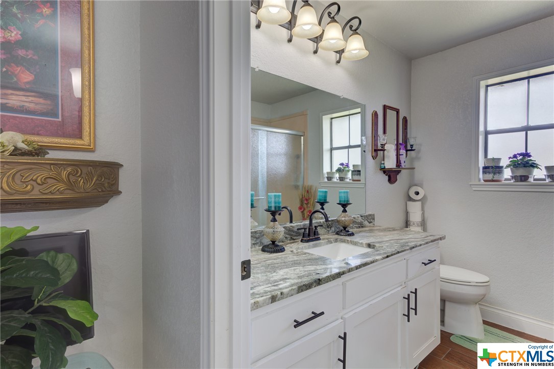 New Braunfels, Texas 78130, United States, 3 Bedrooms Bedrooms, ,2 BathroomsBathrooms,Residential,Pending,63674