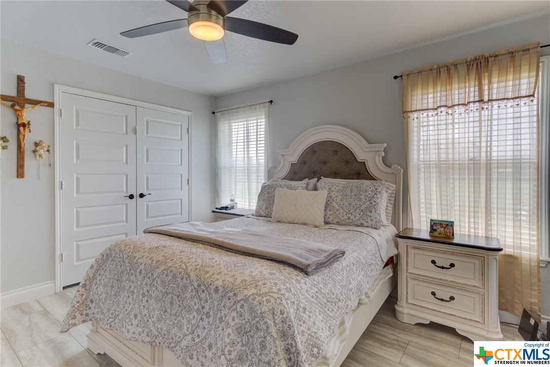 New Braunfels, Texas 78130, United States, 3 Bedrooms Bedrooms, ,2 BathroomsBathrooms,Residential,Pending,63674