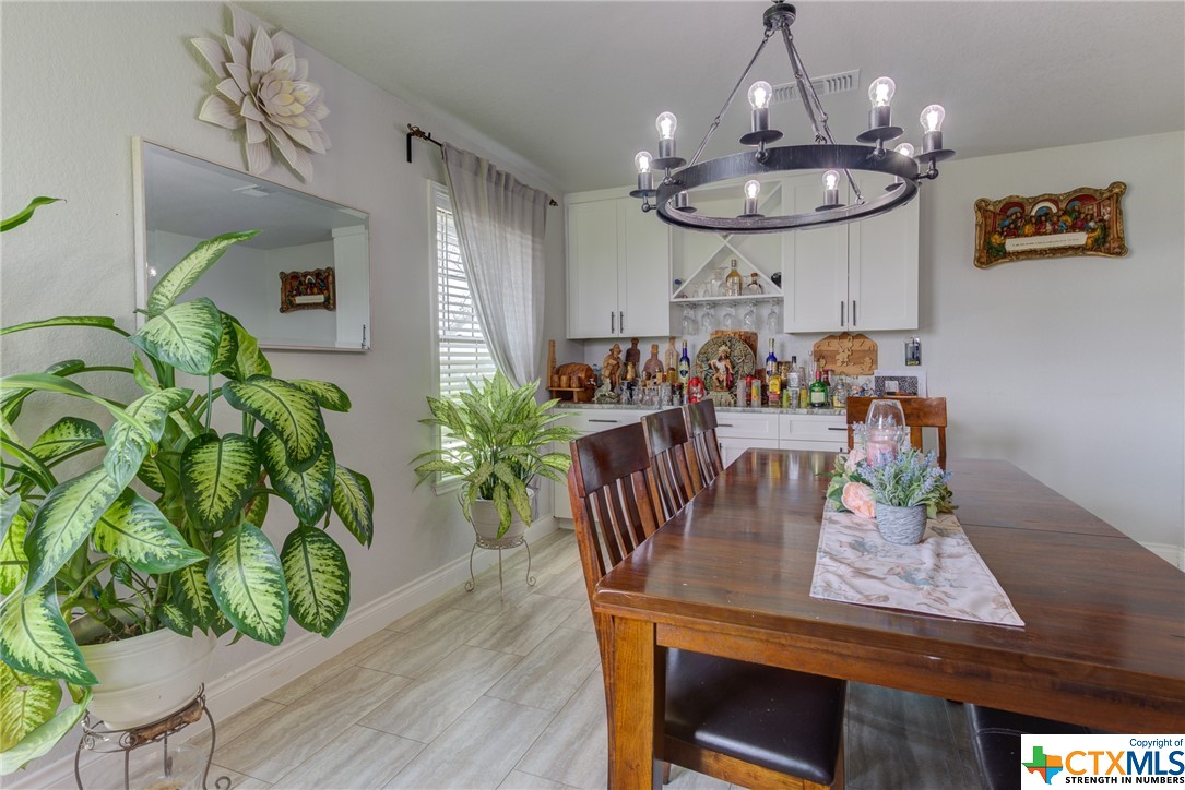 New Braunfels, Texas 78130, United States, 3 Bedrooms Bedrooms, ,2 BathroomsBathrooms,Residential,Pending,63674