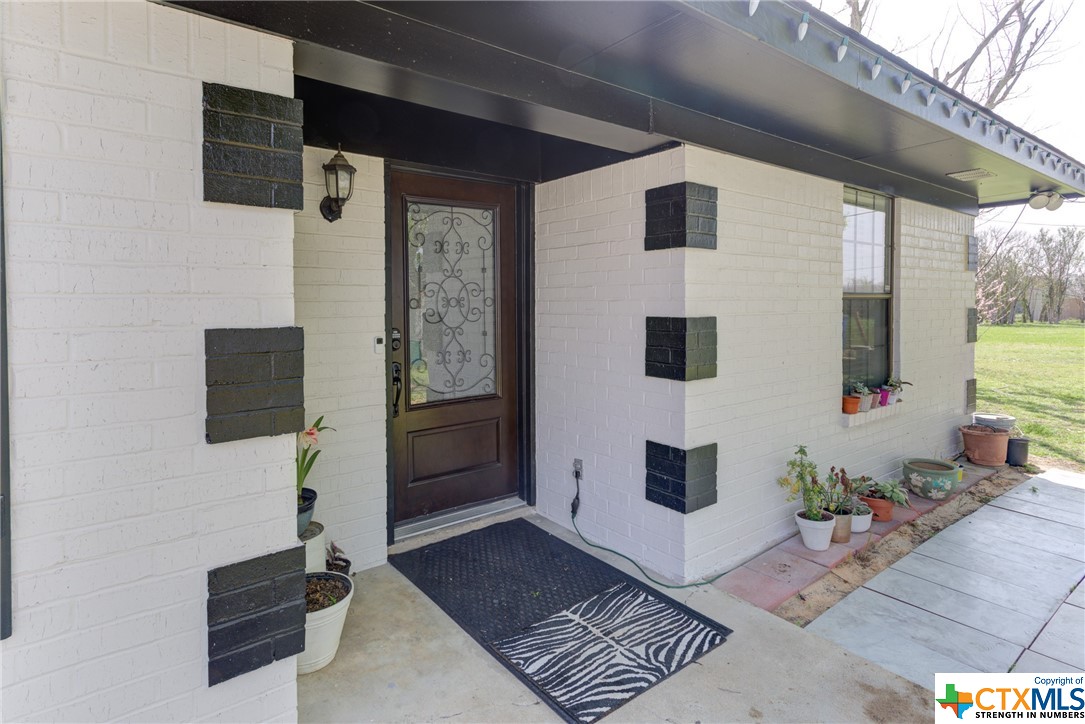 New Braunfels, Texas 78130, United States, 3 Bedrooms Bedrooms, ,2 BathroomsBathrooms,Residential,Pending,63674