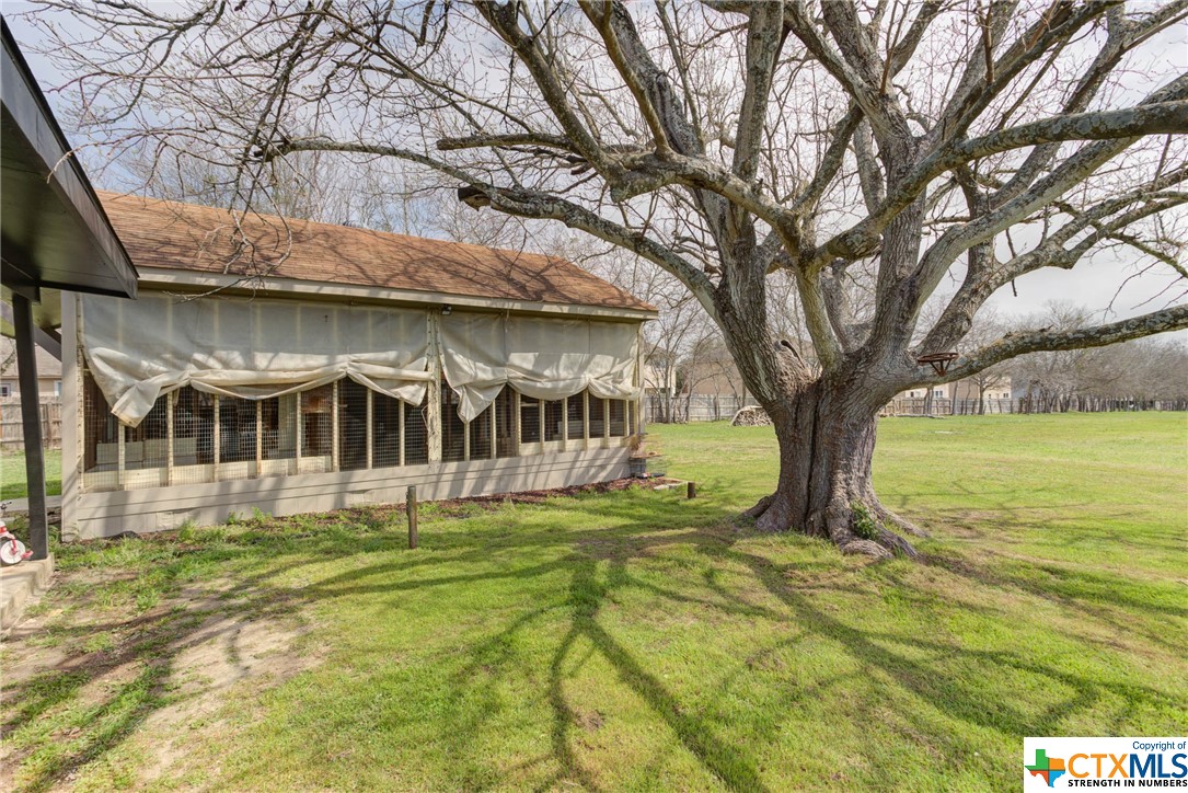 New Braunfels, Texas 78130, United States, 3 Bedrooms Bedrooms, ,2 BathroomsBathrooms,Residential,Pending,63674