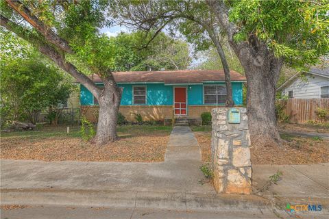 Photo of 807 Sturgeon Street, San Marcos, TX 78666 (MLS # 598557)