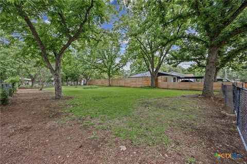 Photo of 943 Field Street, San Marcos, TX 78666 (MLS # 614948)
