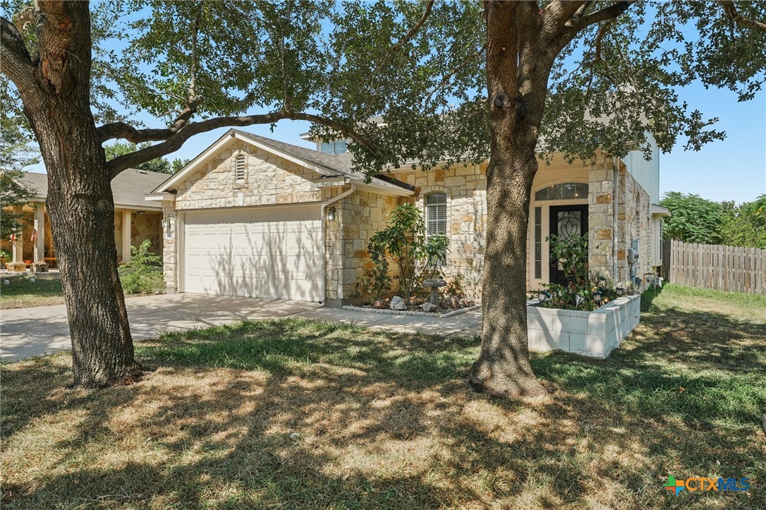 1516 Fern Ridge Lane