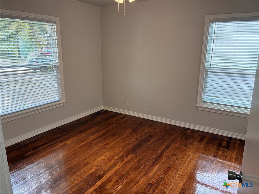 Photo of 1914 South 7th Street ST, Temple, TX 76504 (MLS # 627811)