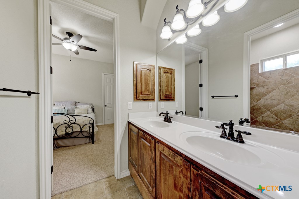 New Braunfels, Texas 78132, United States, 4 Bedrooms Bedrooms, ,4 BathroomsBathrooms,Residential,Active,206097