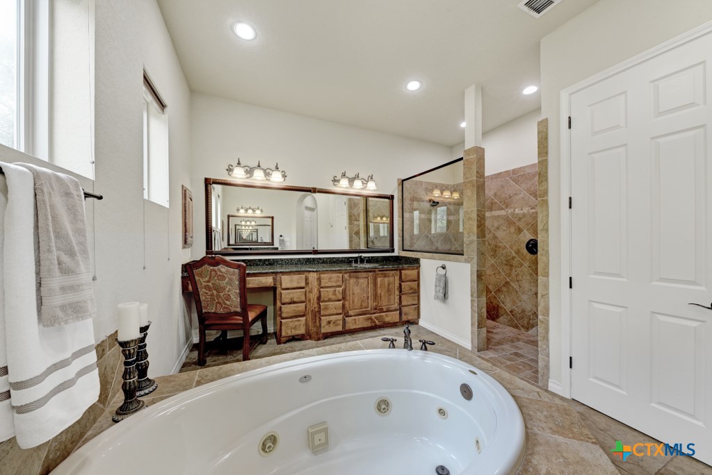 New Braunfels, Texas 78132, United States, 4 Bedrooms Bedrooms, ,4 BathroomsBathrooms,Residential,Active,206097