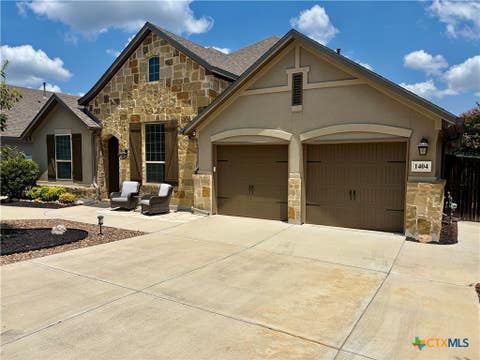 Photo of 1404 Pioneer Drive, New Braunfels, TX 78132 (MLS # 622104)