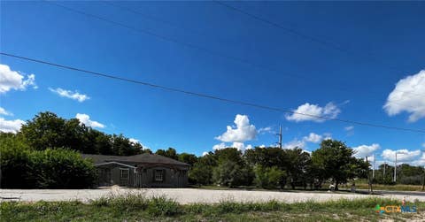 Photo of 2409 S 30th Street, Temple, TX 76504 (MLS # 621501)