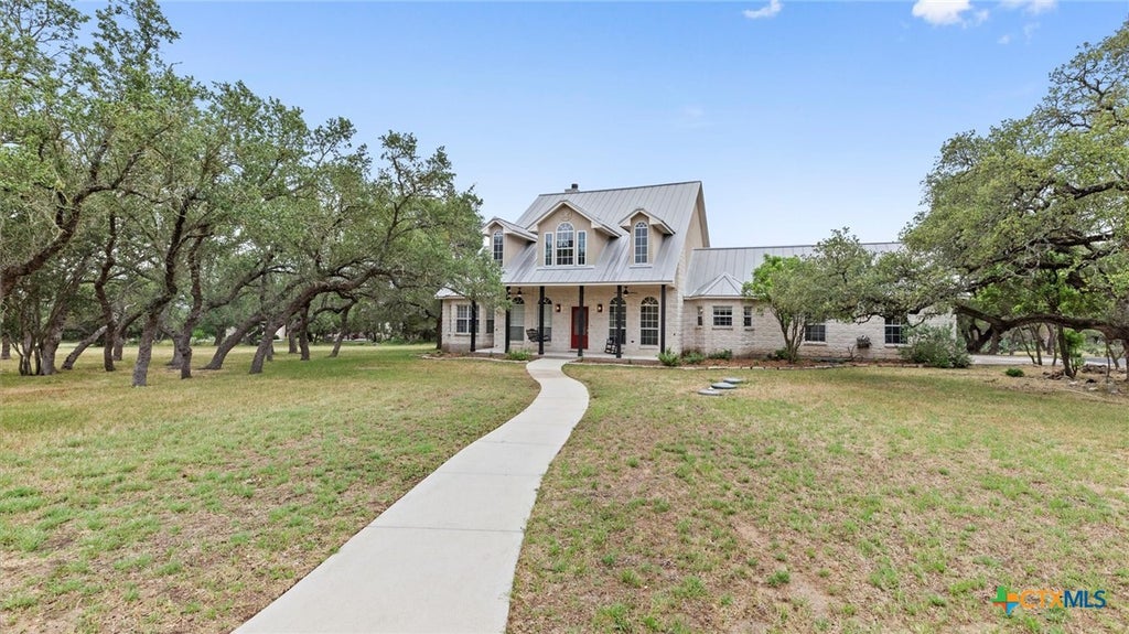 Photo of 279 Pin Oak Trail, New Braunfels, TX 78132 (MLS # 581818)