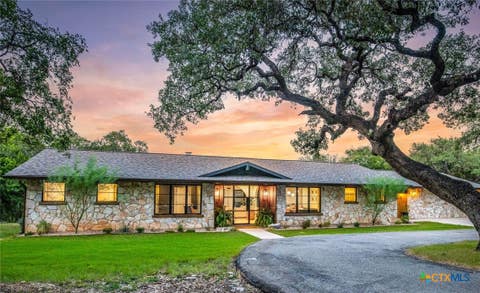 Photo of 138 Hill Haven Drive, New Braunfels, TX 78132 (MLS # 622612)
