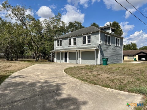 Photo of 407 S Second Street, Ganado, TX 77962 (MLS # 626607)