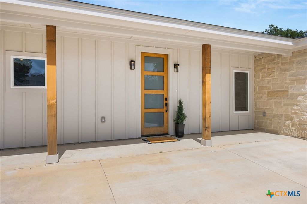 Photo of 15896 Salado Drive, Temple, TX 76502 (MLS # 610515)