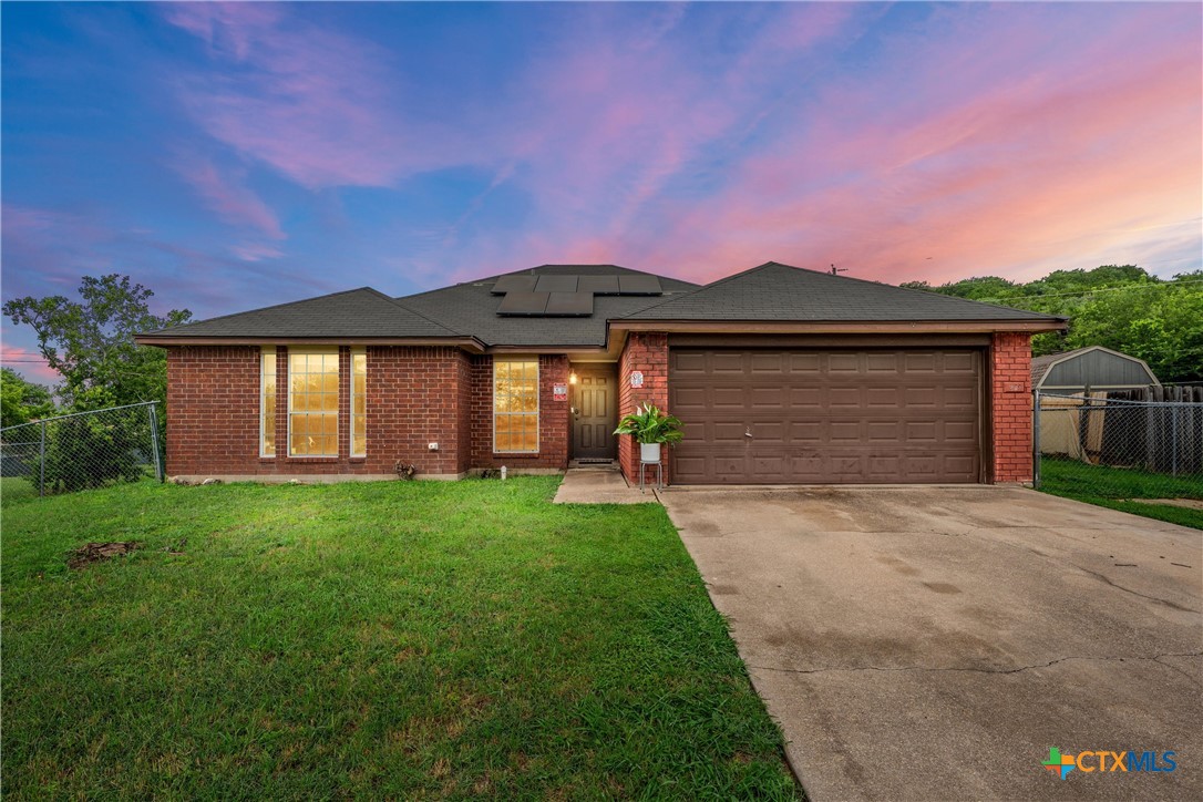 Photo 1 of 37 — 209 W Blancas Drive, Copperas Cove, TX 76522
