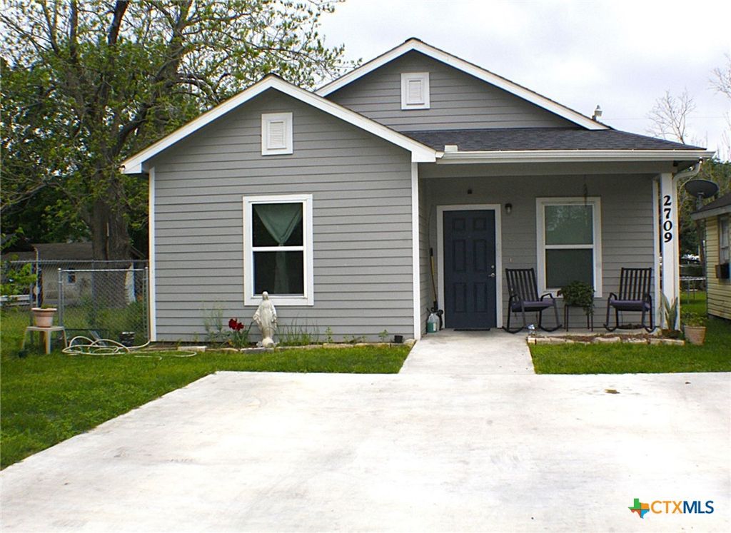 listing image 0