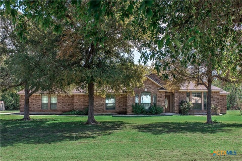 Photo of 213 Deerslayer DR, Seguin, TX 78155 (MLS # 626584)