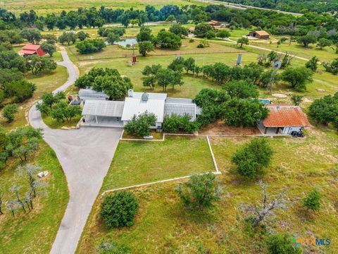 Photo of 417 Riverside Drive, Killeen, TX 76542 (MLS # 617504)