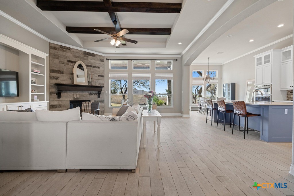 1745 Alta Vista Loop