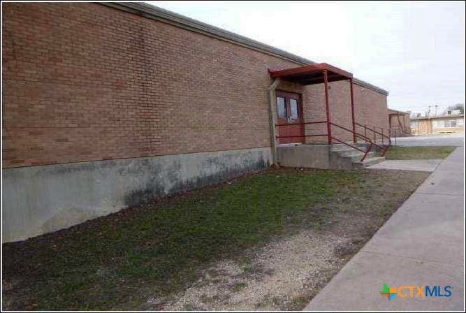 2200 Trimmier Road