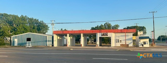 Photo 1 of 5 — 2530 E Main Street, Gatesville, TX 76528
