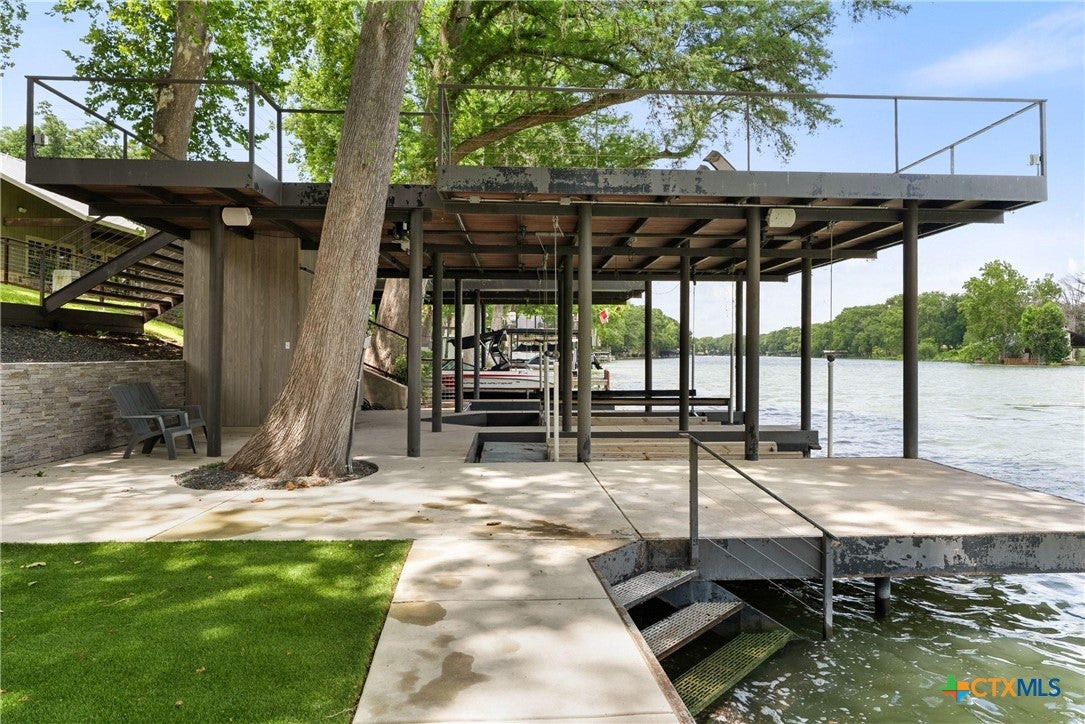 2529 Terminal Loop Road