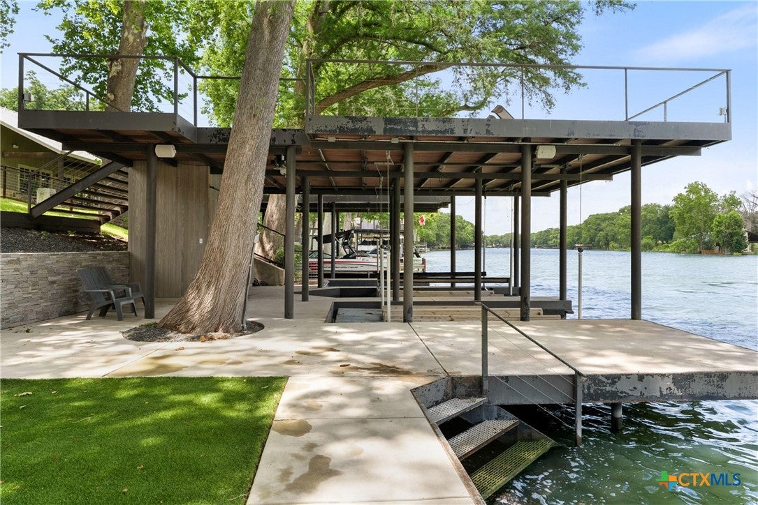 2529 Terminal Loop Road