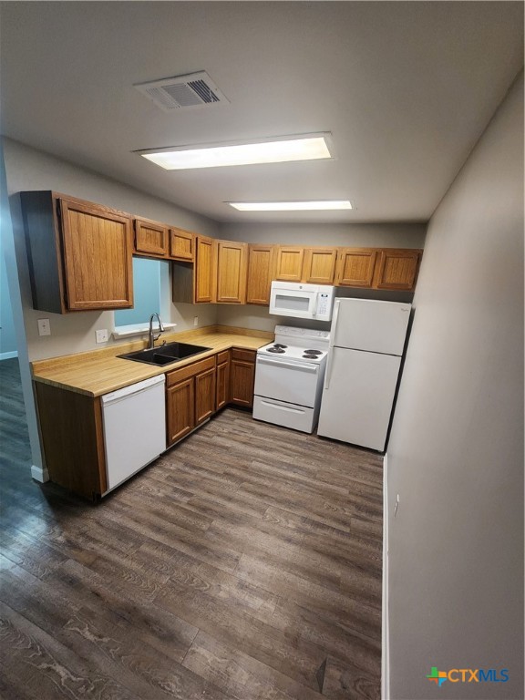 San Marcos, Texas 78666, United States, 2 Bedrooms Bedrooms, ,2 BathroomsBathrooms,Residential,Pending,49832