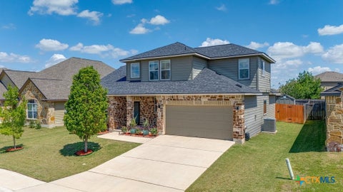 Photo of 944 Cypress Mill, New Braunfels, TX 78130 (MLS # 613279)