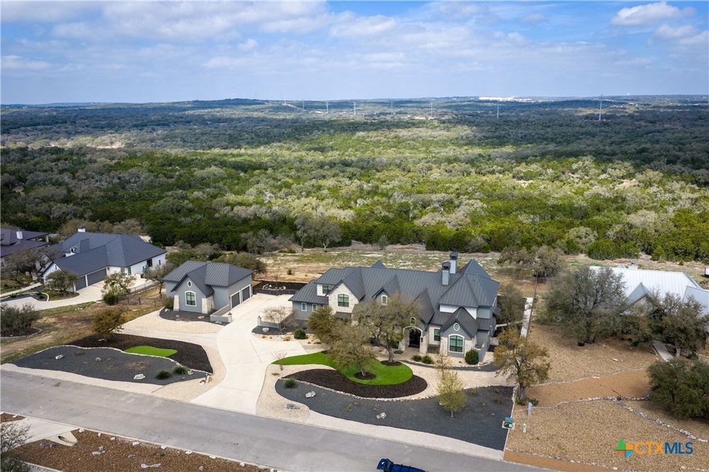 Photo of 526 Cantera Ridge, New Braunfels, TX 78132 (MLS # 605972)