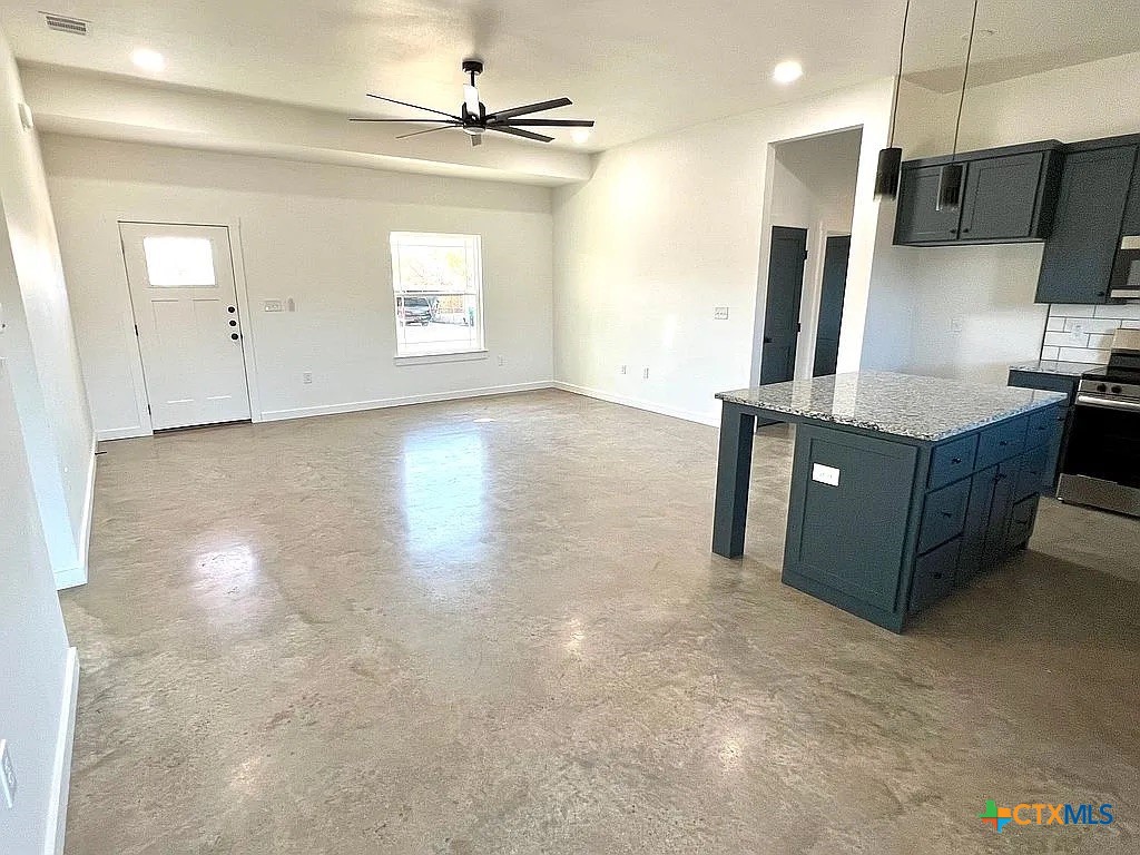1205 Westview Drive