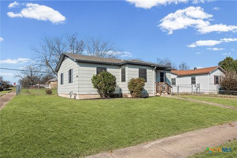 Photo of 1401 N W S Young Drive, Killeen, TX 76543 (MLS # 600511)