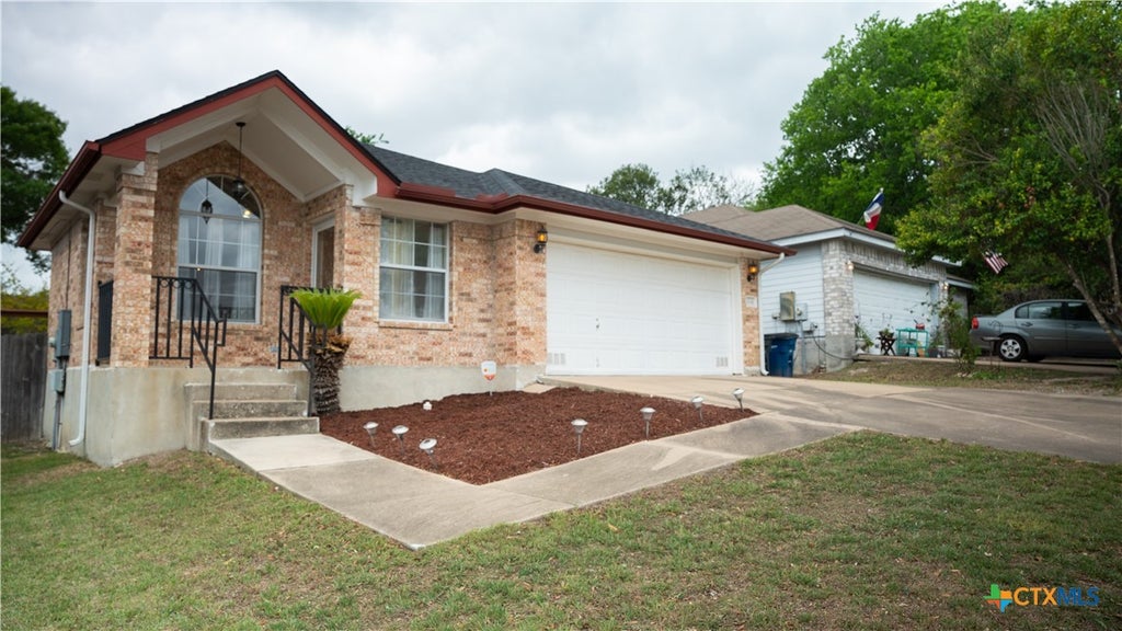 Photo of 2130 Keystone Drive, New Braunfels, TX 78130 (MLS # 612099)