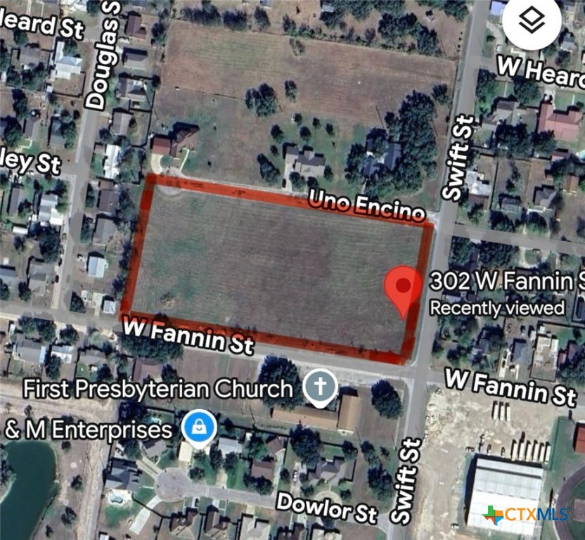 302 W Fannin Street