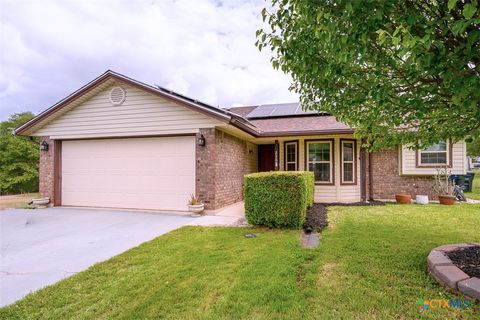 Photo of 236 Robertstown Road, Copperas Cove, TX 76522 (MLS # 610152)