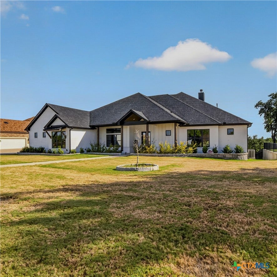 1079 Mescalero Trail
