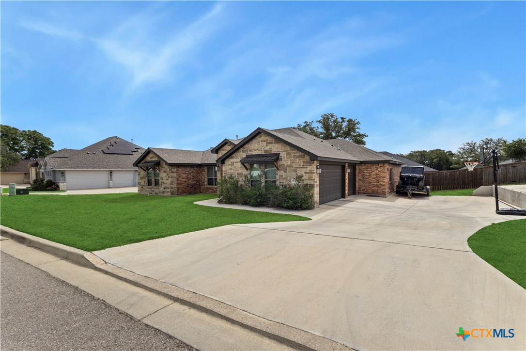 3015 Whitetail Trail