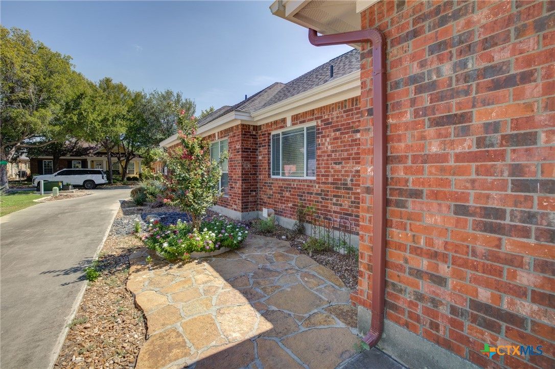 2223 Gruene Lake Drive