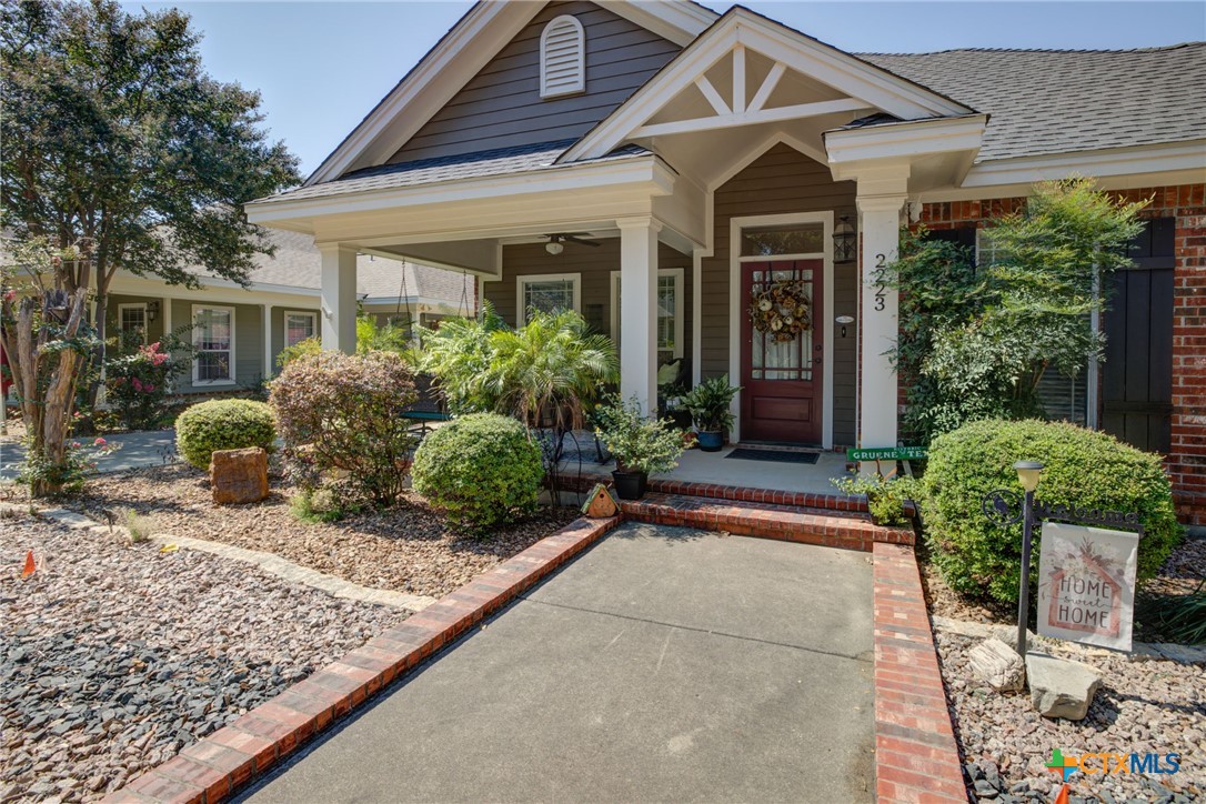 2223 Gruene Lake Drive