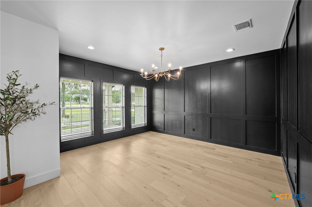 807 Wade Road