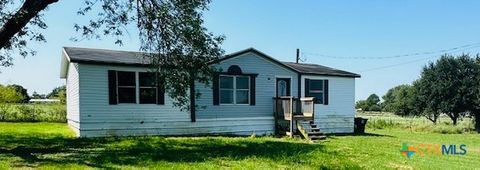 A home in Schulenburg