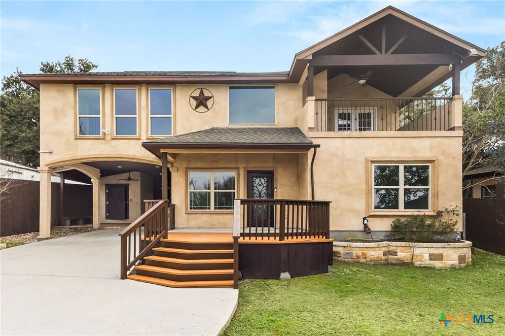 Photo of 237 Wild Oak Drive, Canyon Lake, TX 78133 (MLS # 609453)