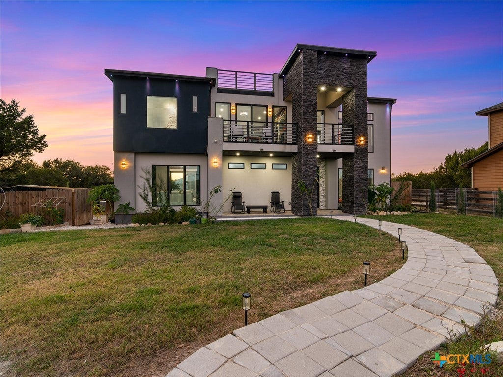 Photo of 629 Lake Island Drive, Canyon Lake, TX 78133 (MLS # 597031)