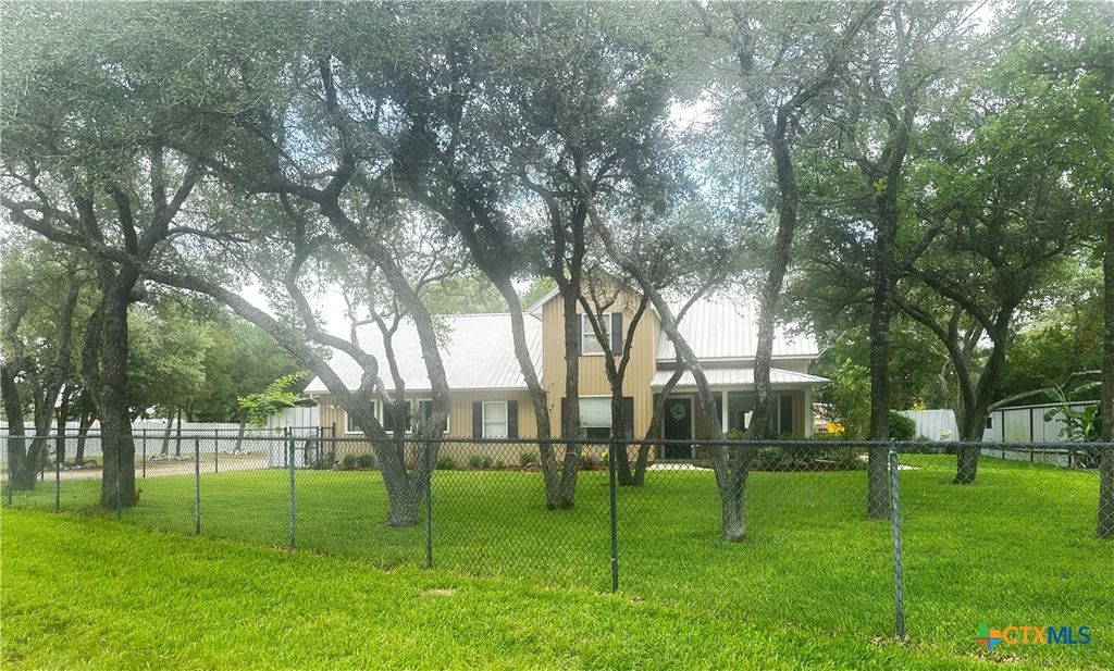 Photo of 693 Garcitas Creek Road, Inez, TX 77968 (MLS # 616271)