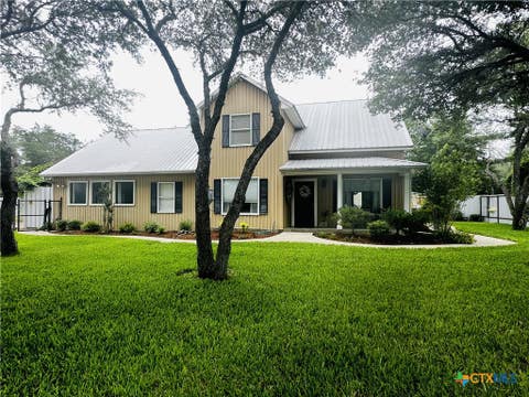 Photo of 693 Garcitas Creek Road, Inez, TX 77968 (MLS # 616271)
