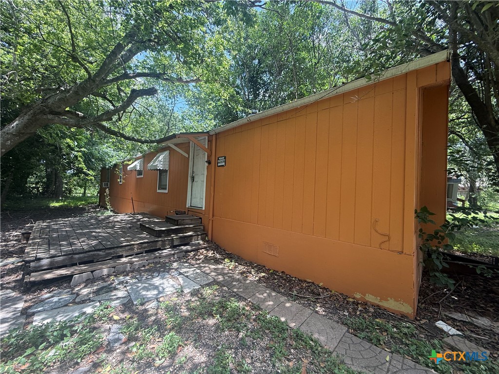 Photo 1 of 10 — 410 W North Street 412, Kyle, TX 78640