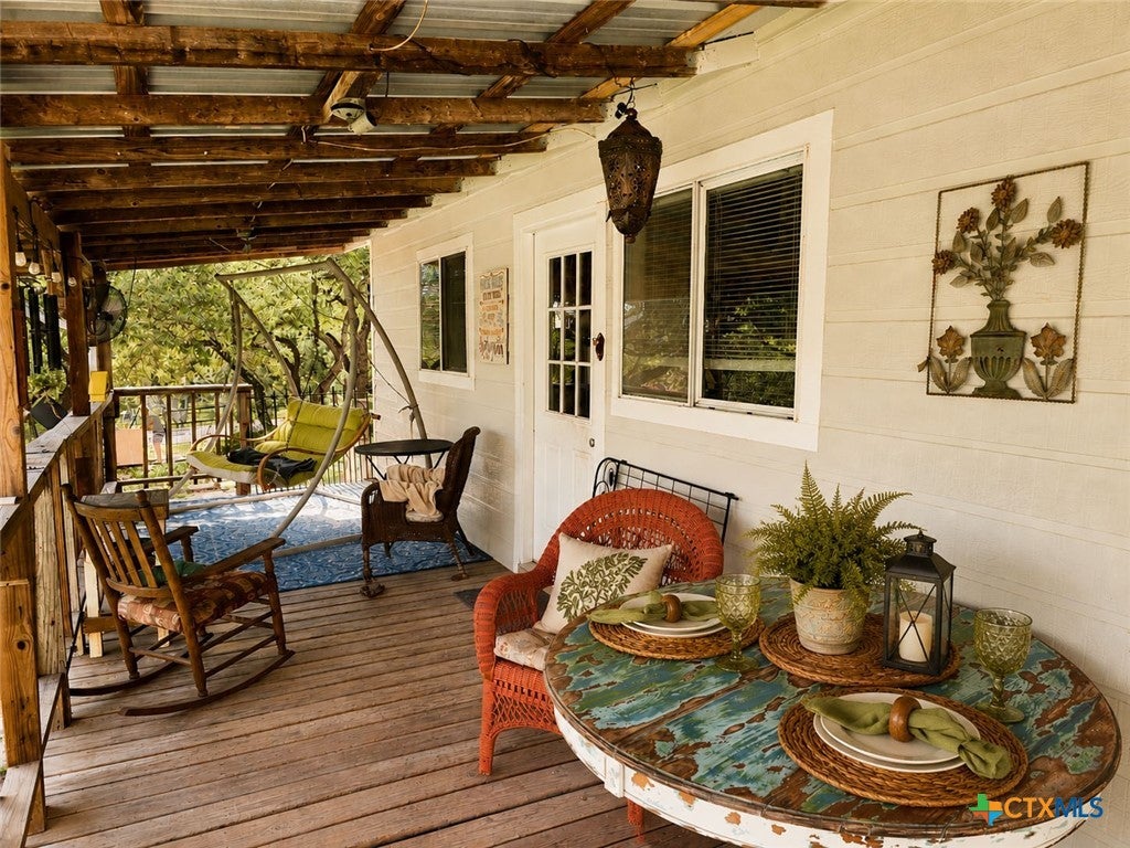 Photo of 1424 Lonesome, Canyon Lake, TX 78133 (MLS # 615257)